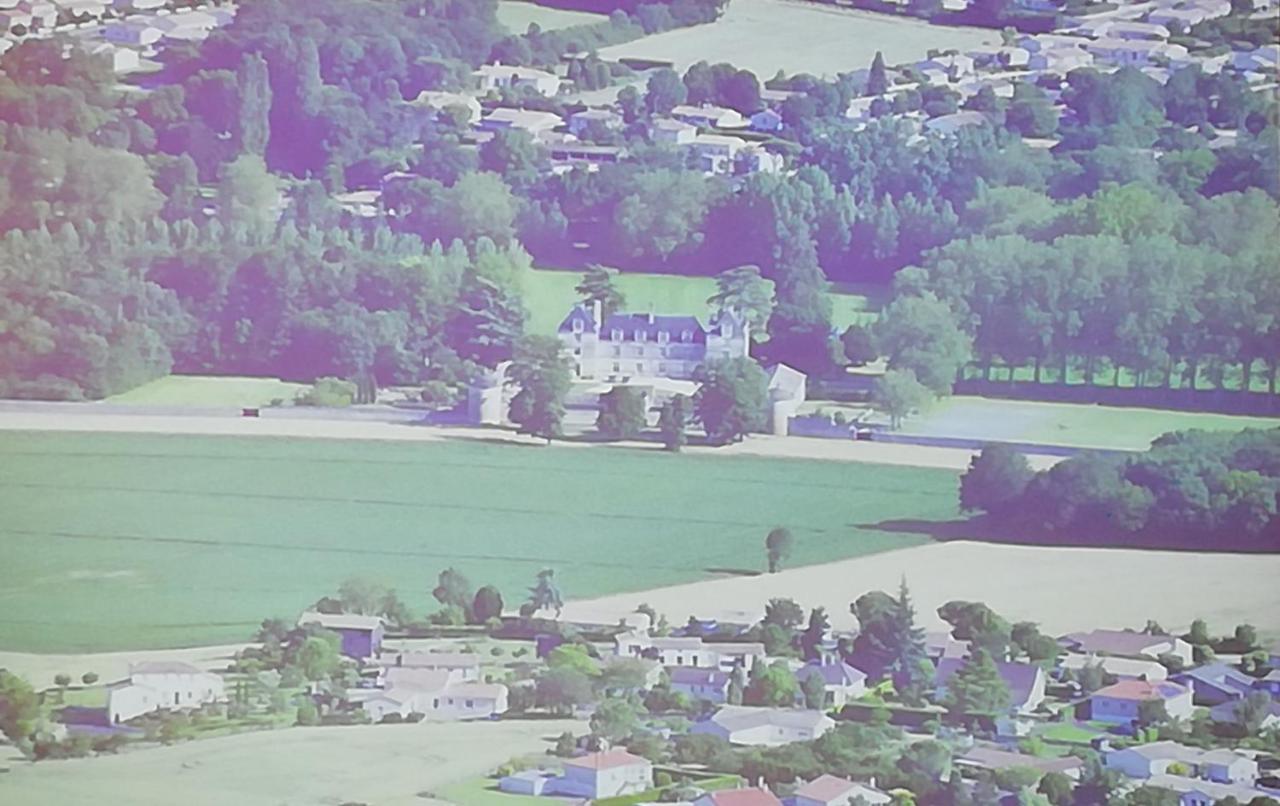 Villa Au Grain D'Orge Echire Exterior foto
